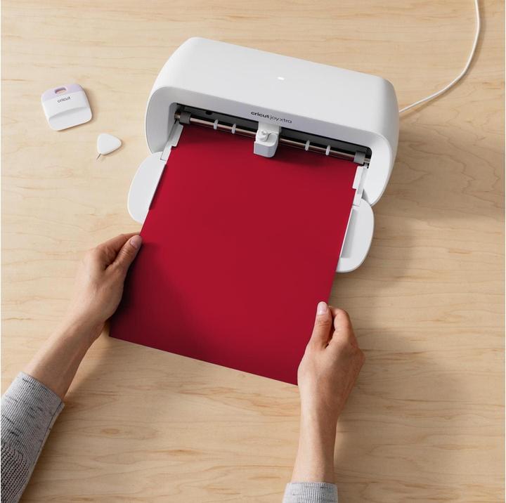 Actual product image Cricut Joy Xtra Smart iron-on film 24.1 x 61 cm, red (1 x)