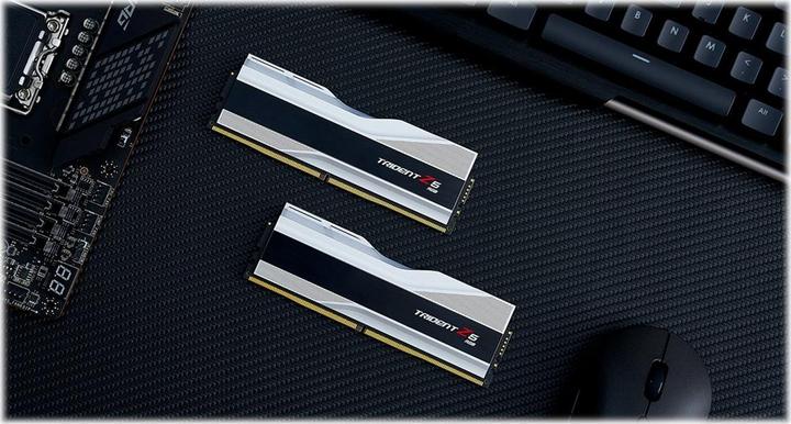 Produktbild G.Skill Trident Z5 RGB (2 x 16GB, 5200 MHz, DDR5-RAM, DIMM)