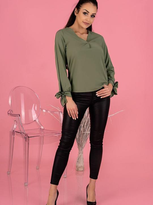 Actual product image Merribel Blouse (L)