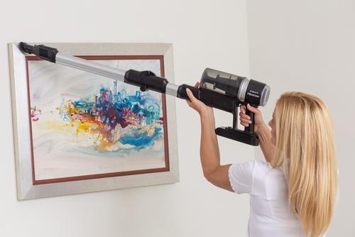 Actual product image Hisense HVC6264BK handheld vacuum Black Bagless