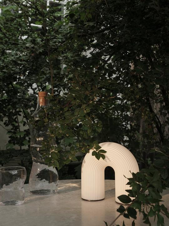 Immagine prodotto Ferm Living Lampada portatile Vuelta (40 lm)