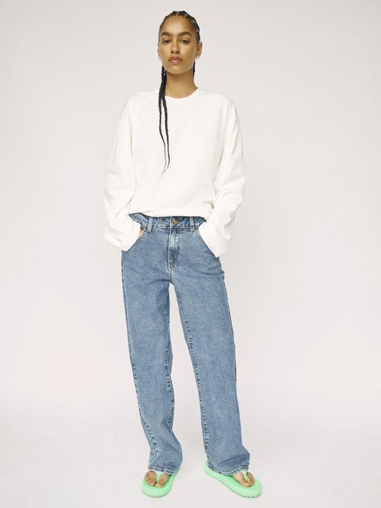 Actual product image Object Mid Waist Wide Fit Jeans (L)