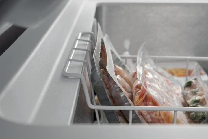 Actual product image Whirlpool Whm 39112 (Stand-alone, 390 l)