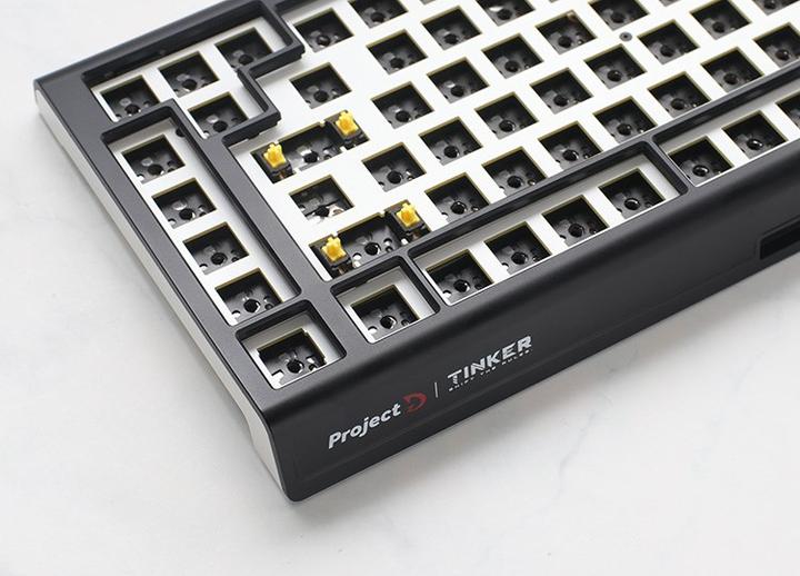 Actual product image Ducky Tinker 75 Gaming Keyboard, RGB - MX-Brown (ISO-DE) (DE, Cable)