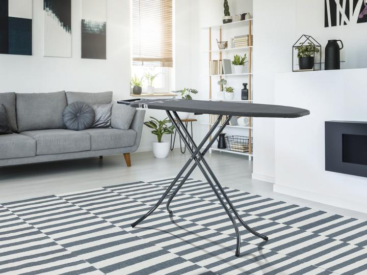 Image du produit Leifheit Classic M black (120 x 38 cm)