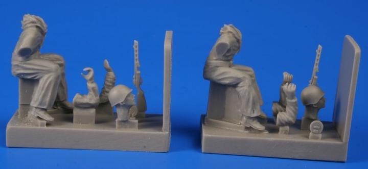 Actual product image CMK Soviet Tank Desant Troops,Part 1(2 Figur for a T-34 and another tanks