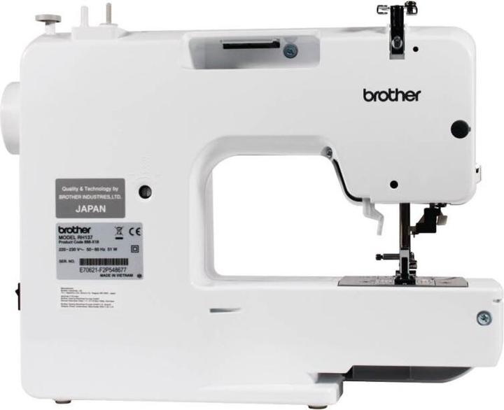 Actual product image Brother Nähmaschine RH137