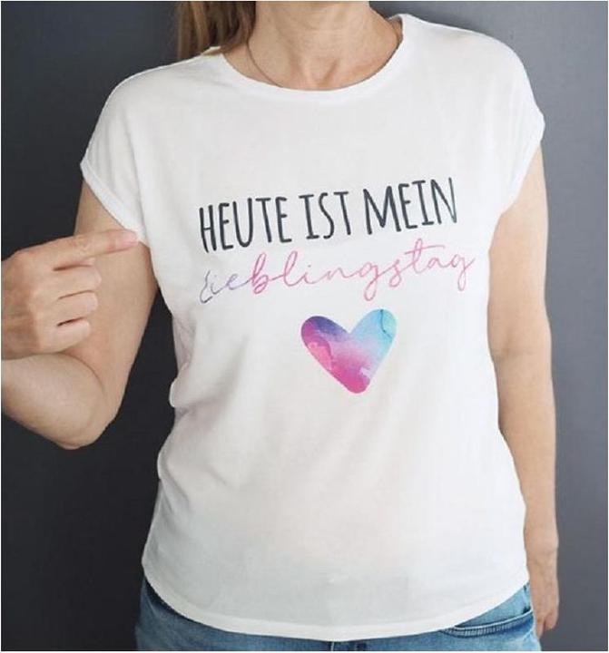 Produktbild Textilien gestalten mit dem Hobbyplotter Applikationen für T-Shirts, Kissen, Taschen und mehr (Deutsch, Sarah Kalweit, 2018)