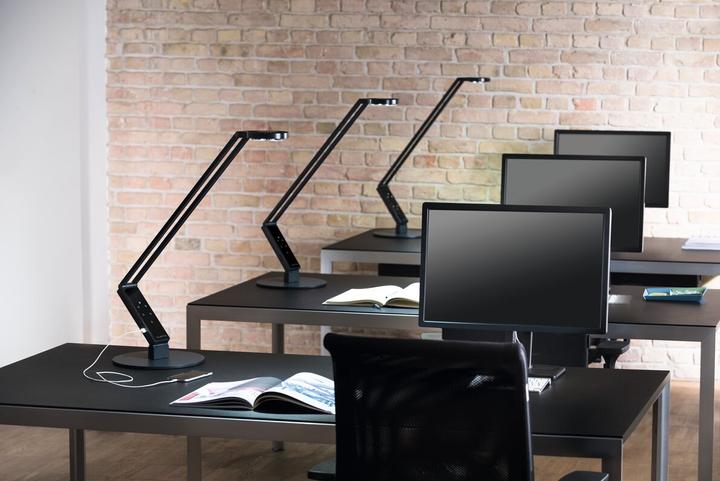 Produktbild Luctra TABLE PRO 2 RADIAL/BASE LED Tischleuchte 945 lm schw. (945 lm)