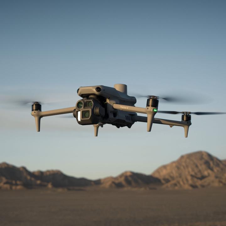 Actual product image DJI Matrice 4E (EU) (49 min, 1219 g, 20 Mpx)