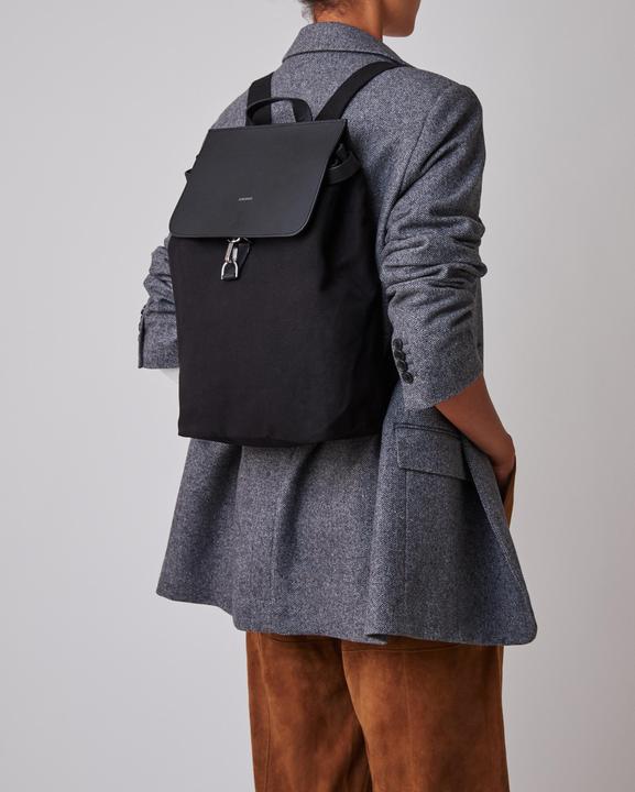 Produktbild Sandqvist rucksack damen alva metal hook (8 l)