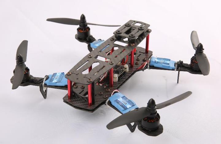 Immagine prodotto iLight Drone da corsa X-Bird 250 con motore, elica e volo (18 min, 1000 g)