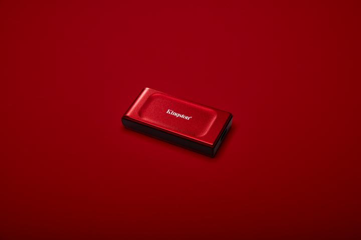 Produktbild Kingston XS1000 Red (2000 GB)