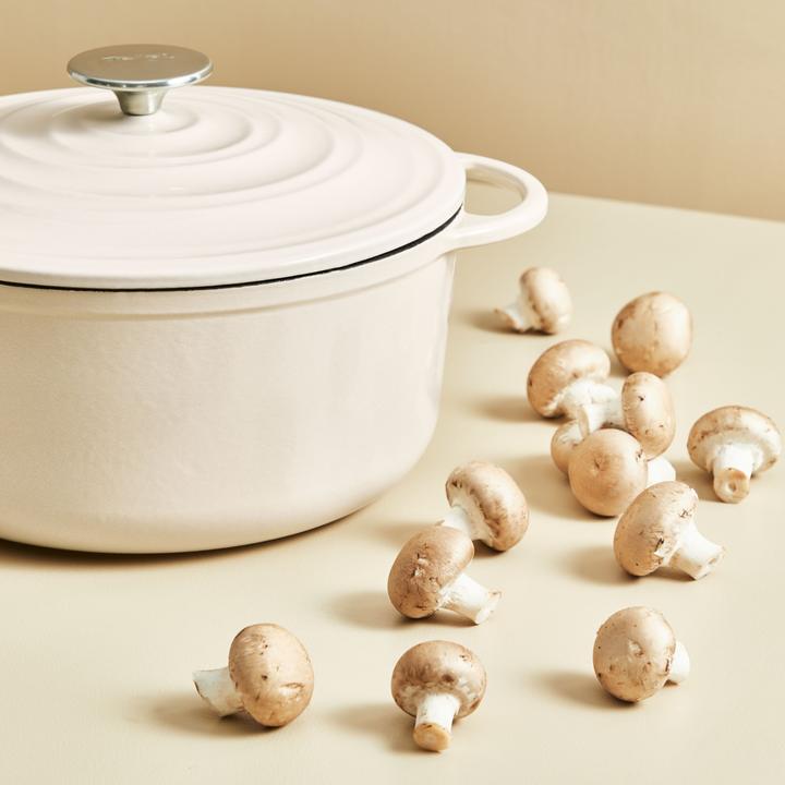 Actual product image Tefal LOV roaster (28 cm, Casserole + Stewpot, Pot, Cast iron)