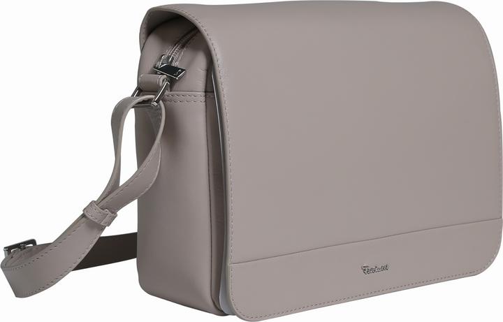 Actual product image Riccardo Ferducci Flap bag, Bellini, torso