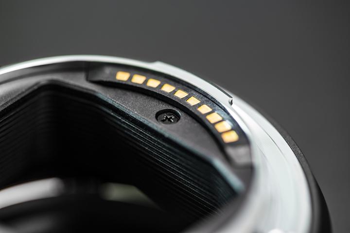 Actual product image Viltrox EF-L