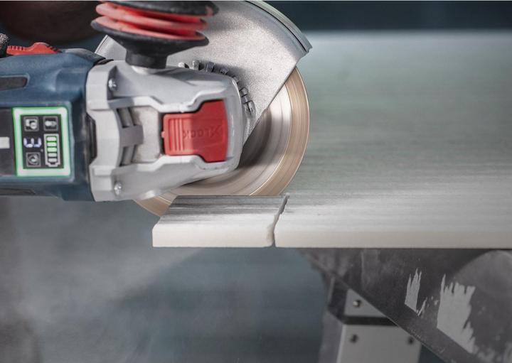 Actual product image Bosch Professional Zubehör EXPERT HardCeramic X-LOCK diamond cutting discs, 125 x 22.23 x 1.4 x 10 mm