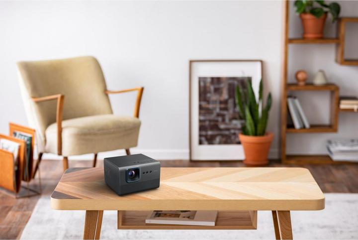 Actual product image BenQ GP520 (4K, 2600 lm, 1.2:1)