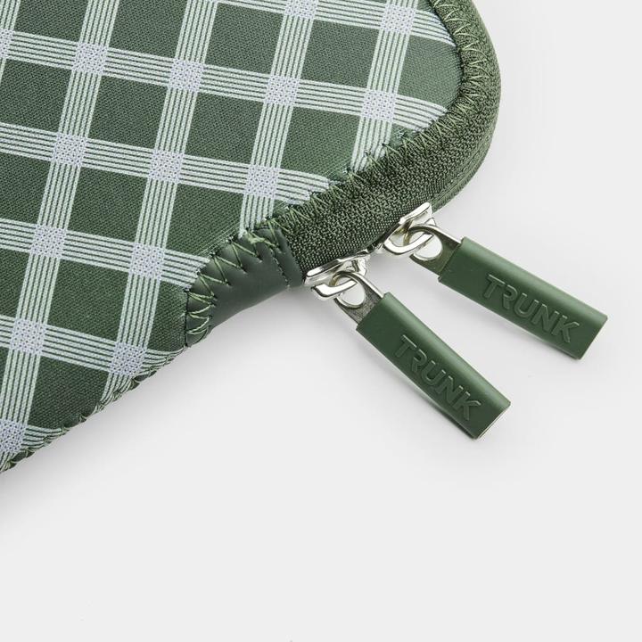 Produktbild Trunk 13" MacBook Pro & Air Sleeve, Olive Green Tartan (13", Apple)