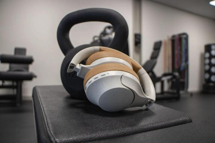 Actual product image Lenco Bluetooth headphones HPB-830GY grey ANC, APK (ANC, 60 h, Wireless)