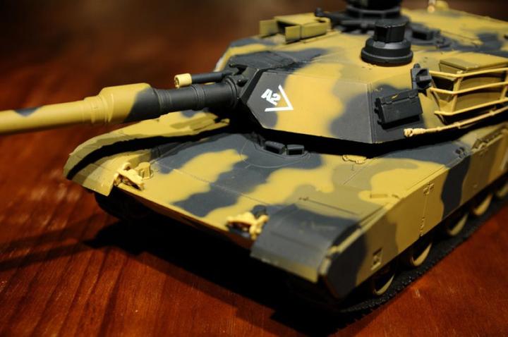 Image du produit Es-toys Heng Long char RC U.S. M1A2 Abrams 1:24 (RTR Prêt à fonctionner)