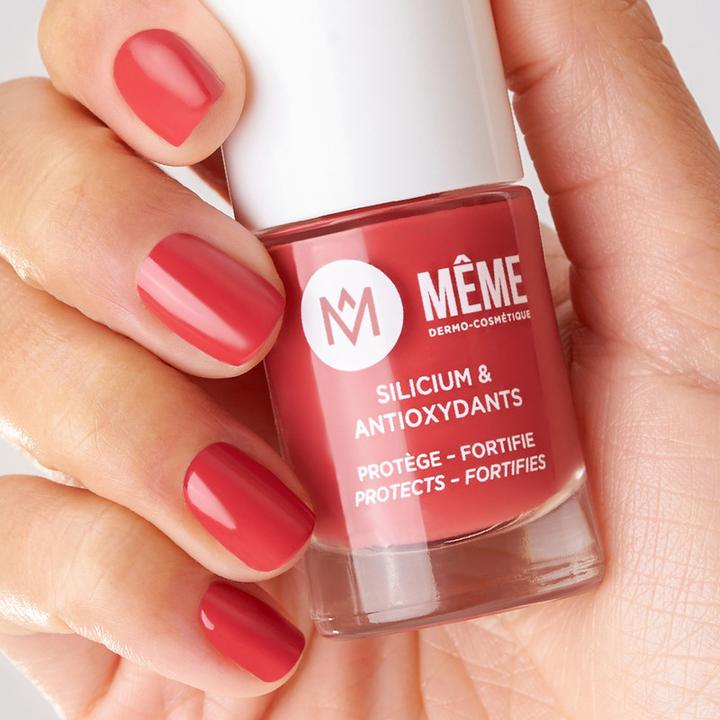 Actual product image Même Antioxidant nail polish (Vigne Rouge, Colour paint)
