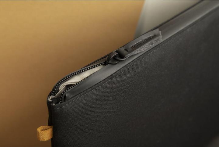 Produktbild Native Union W.F.A Sleeve für MacBook Pro 14 Schwarz MacBook Pro 14 (14", Apple)