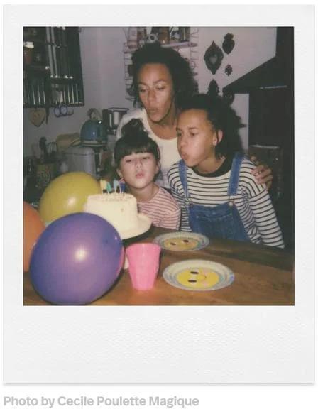 Actual product image Polaroid Color 600 (Now, OneStep+)