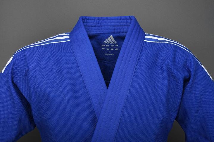 Immagine prodotto adidas Judogi Club Blau (Mit Schulterstreifen, Trainingsanzug (120 C)