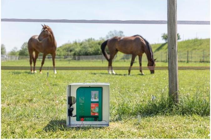 Actual product image AKO Duo Power Xi 8000 Electric Fencer