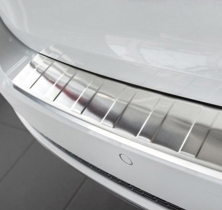 Image du produit ProPlus Protection de pare-chocs en acier inoxydable pour Audi A4 Avant (break) de 2015 à aujourd'hui (Arrière, Format portrait)