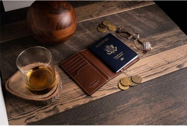 Image du produit Nomad Portefeuille de passeport traditionnel