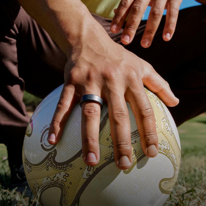 Actual product image Oura Ring 4 (7, Stealth)