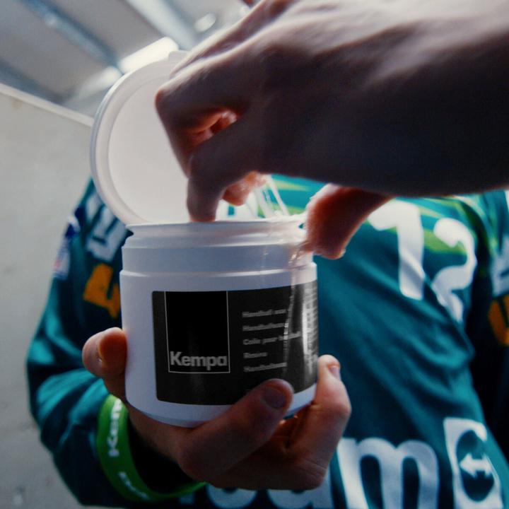 Actual product image Kempa Handball resin 500ML