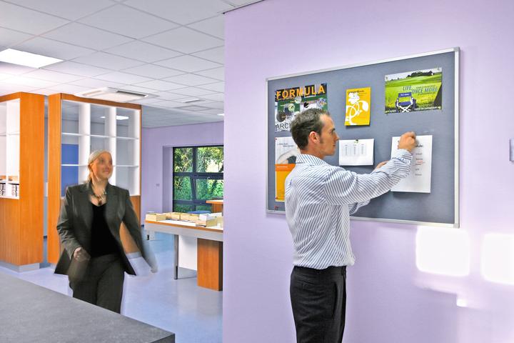 Actual product image Legamaster Pinboard Professional textile 120x180cm grey (Bulletin board, 180 x 120 cm)
