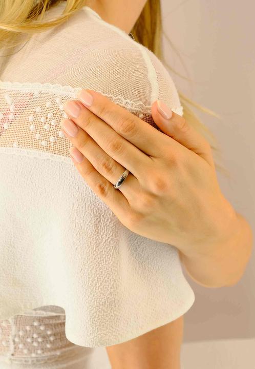 Actual product image Muau Wedding ring (64, 950 Platinum)