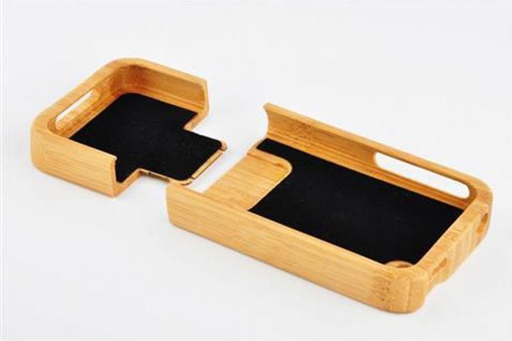 Actual product image Cadorabo Real wood cover (G4s, Apple iPhone 4)