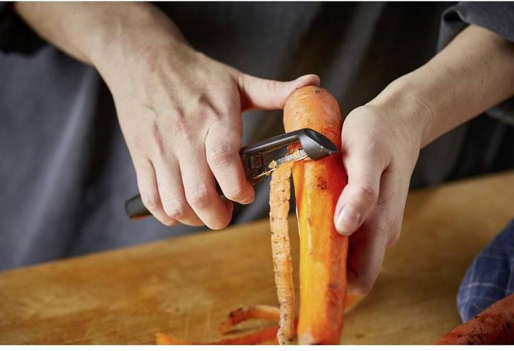 Image du produit Fiskars Éplucheur