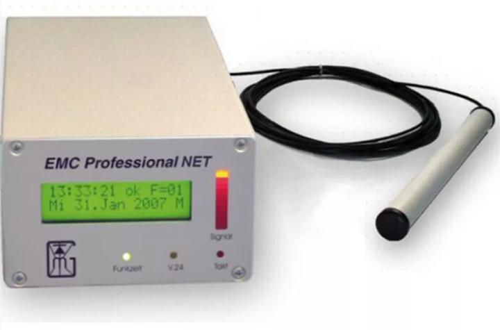 Image du produit Gude 3001 Serveur de temps avec horloge radio DCF77 intégrée pour les environnements industriels (0.32 m)