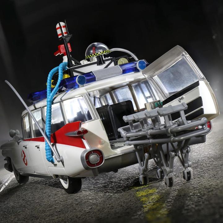 Image du produit Hasbro Ghostbusters Plasma Series Fahrzeug Ecto-1 (1984)