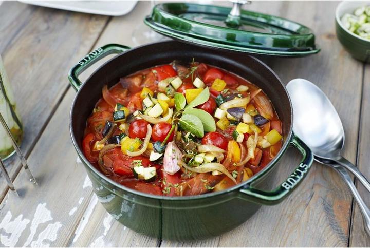 Image du produit Staub Cocotte verte (28 cm, Cocotte + faitout, Fonte)