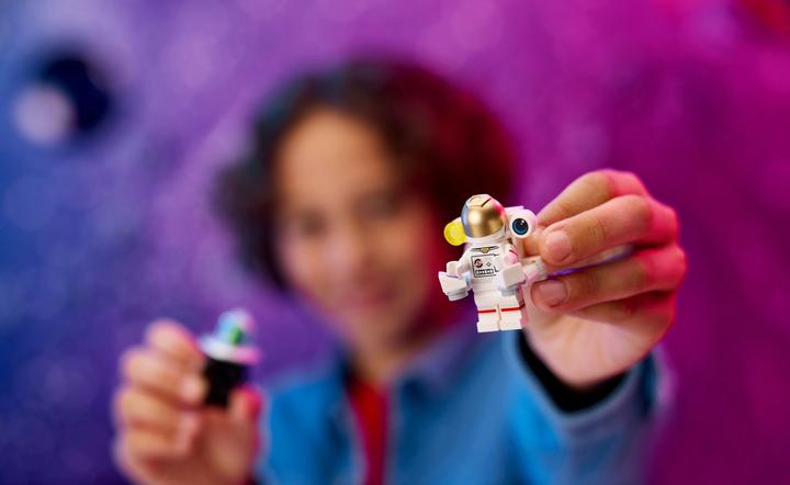 Actual product image LEGO Minifigures Space Series 26 (71046, LEGO Minifigures)