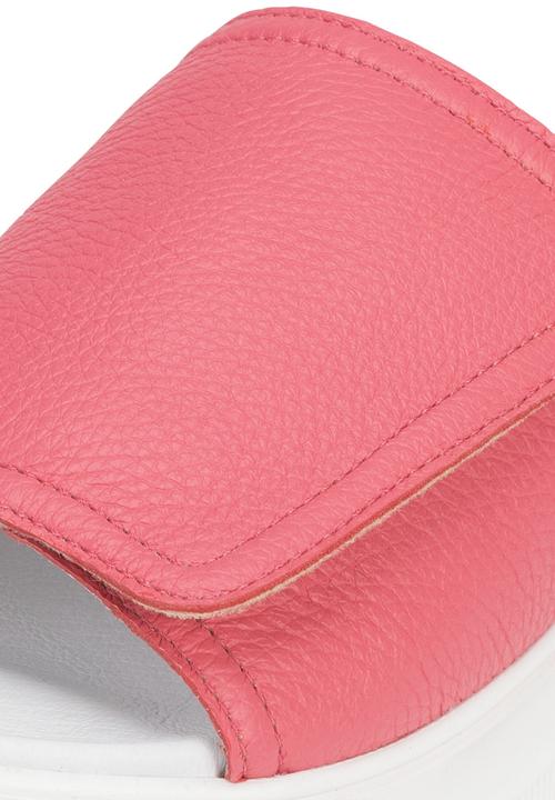 Actual product image Vitaform Supersoft mule (35)