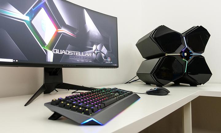 Produktbild Deepcool Quadstellar (ATX, Mini-ITX, E-ATX)