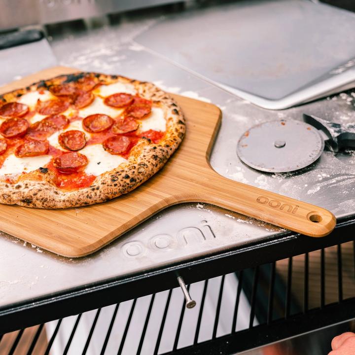 Actual product image Ooni Pizza Peel and Serving Board