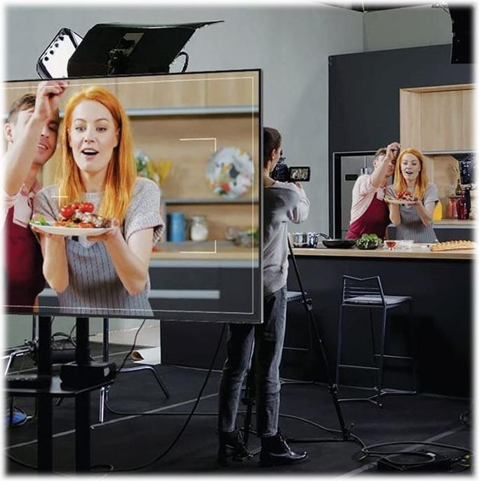 Actual product image Samsung QM43B-T (3840 x 2160 Pixels, 43")