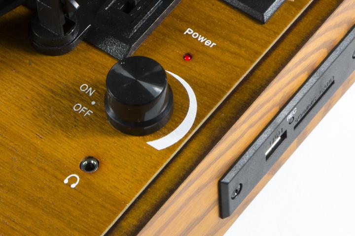 Produktbild Technaxx Nostalgie Plattendigitalisierer TX-101 (Einstiegsklasse, Halbautomatisch)