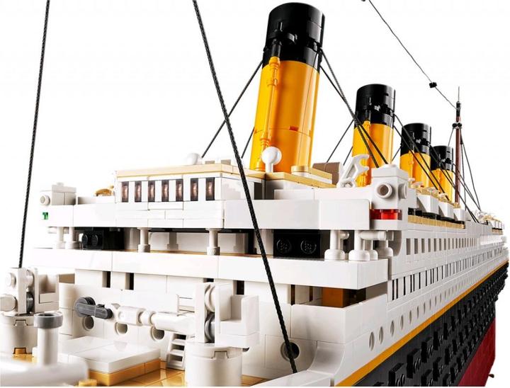 Produktbild LEGO Titanic (10294, LEGO Creator Expert, LEGO Seltene Sets)