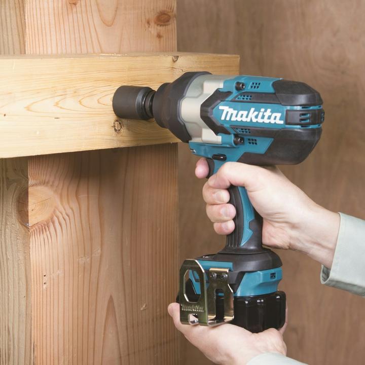 Actual product image Makita Battery impact wrench (Rechargeable battery operated)