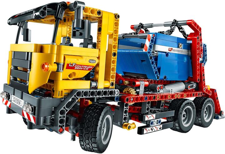 Actual product image LEGO Container truck (42024, LEGO Technic)